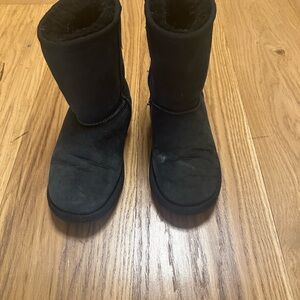 Kids black Ugg boots size 3